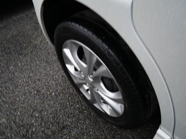 ソリオバンディット ＤＪＥ　両側電動スライドドア　アイドリングストップ　ディスプレイオーディオ　フルセグ　ＥＴＣ　純正１５インチアルミホイール　トラクションコントロール（11枚目）