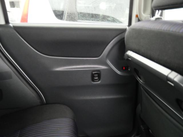 ソリオバンディット ＤＪＥ　両側電動スライドドア　アイドリングストップ　ディスプレイオーディオ　フルセグ　ＥＴＣ　純正１５インチアルミホイール　トラクションコントロール（13枚目）