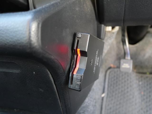 ���X�́h���E���E��E��h�́A�[�ԑO�ɍs���O���d�グ�ł��B���X�ł͗L���ƂȂ��Ă���u�R�[�e�B���O�{�H�v���s���܂��B�v�`�w�����A�{�f�B�̋P���ƒ����Ԃ̐��e�����ʂ́A��������̂��q�l�Ɋ�΂�Ă��܂��B