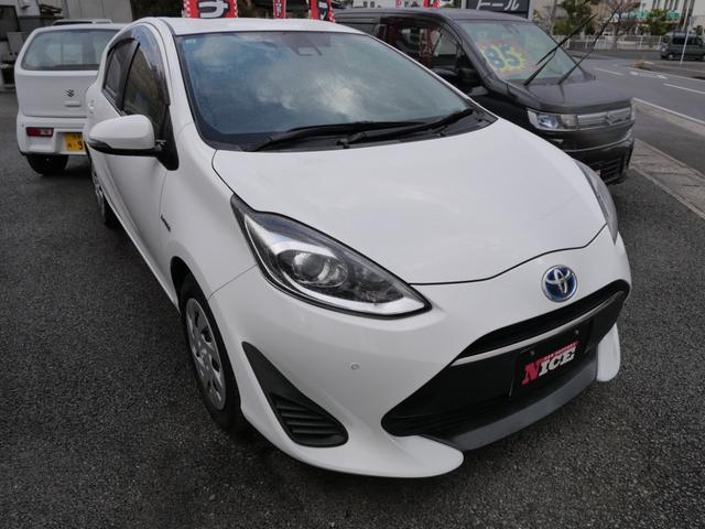 アクア Ｓ　キーレスエントリー　ナビ　フルセグ　バックモニター　オートエアコン　ＥＴＣ　トラクションコントロール　電動格納ミラー　パワーステアリング（4枚目）