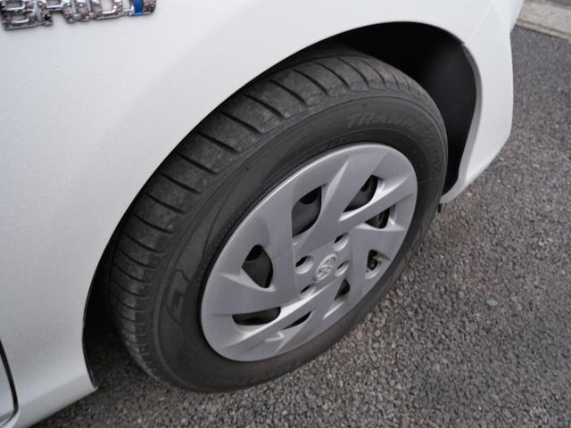 アクア Ｓ　キーレスエントリー　ナビ　フルセグ　バックモニター　オートエアコン　ＥＴＣ　トラクションコントロール　電動格納ミラー　パワーステアリング（9枚目）