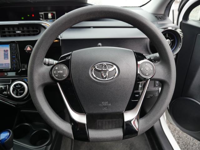 アクア Ｓ　キーレスエントリー　ナビ　フルセグ　バックモニター　オートエアコン　ＥＴＣ　トラクションコントロール　電動格納ミラー　パワーステアリング（32枚目）