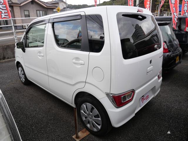 ���X�́h���E���E��E��h�́A���O���̎d�グ�ł��B�V�[�g�́A�Ԃ�����O���āA�O��I�ɐ�򂵂܂��B�V�[�g�ɕt�����L���≘��A�ԓ��̂��ݓ����A�O��I�Ɏ�菜���܂��B�ʐ^�ł�������悤�ɁA�Y��ł��B