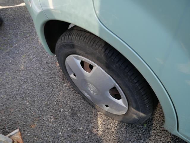 ���X�́h���E���E��E��h�́A���O���̎d�グ�ł��B�V�[�g�́A�Ԃ�����O���āA�O��I�ɐ�򂵂܂��B�V�[�g�ɕt�����L���≘��A�ԓ��̂��ݓ����A�O��I�Ɏ�菜���܂��B�ʐ^�ł�������悤�ɁA�Y��ł��B