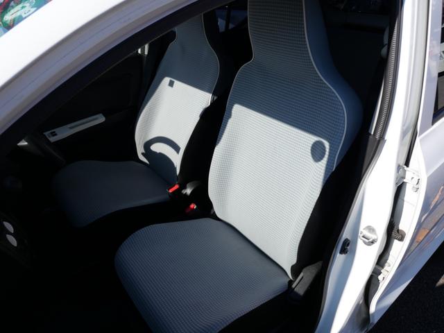 アルト Ｌ　キーレスエントリー　ＣＤ　エアコン　パワーステアリング　パワーウィンドウ　Ｗエアバッグ　シートヒーター　アイドリングストップ　トラクションコントロール　プライバシーガラス　セキュリティ（16枚目）