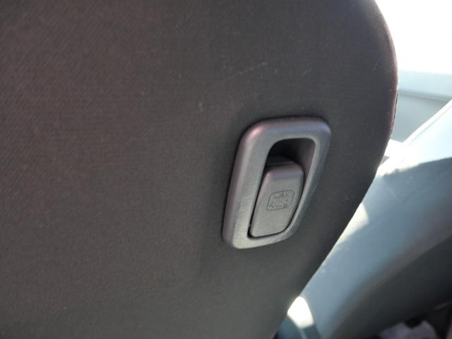 アルト Ｌ　キーレスエントリー　ＣＤ　エアコン　パワーステアリング　パワーウィンドウ　Ｗエアバッグ　シートヒーター　アイドリングストップ　トラクションコントロール　プライバシーガラス　セキュリティ（18枚目）