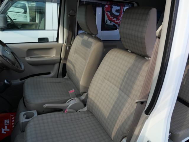 ���X�́h���E���E��E��h�́A���O���̎d�グ�ł��B�V�[�g�́A�Ԃ�����O���āA�O��I�ɐ�򂵂܂��B�V�[�g�ɕt�����L���≘��A�ԓ��̂��ݓ����A�O��I�Ɏ�菜���܂��B�ʐ^�ł�������悤�ɁA�Y��ł��B