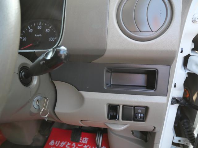 ���X�́h���E���E��E��h�́A�[�ԑO�ɍs���O���d�グ�ł��B���X�ł͗L���ƂȂ��Ă���u�R�[�e�B���O�{�H�v���s���܂��B�v�`�w�����A�{�f�B�̋P���ƒ����Ԃ̐��e�����ʂ́A��������̂��q�l�Ɋ�΂�Ă��܂��B