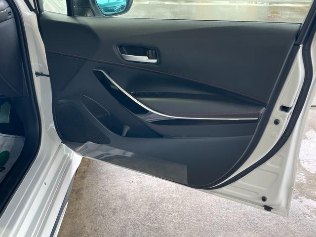 カローラスポーツ ハイブリッドＧ　Ｚ　モデリスタフルエアロ／トヨタ純正９インチナビ／ＢＬＵＥＴＯＯＴＨ／ナビ連動ドライブレコーダー前後／バックカメラ／スピード取締りＡＳＳＵＲＡレーダー探知機／禁煙車／コーティング施工（41枚目）
