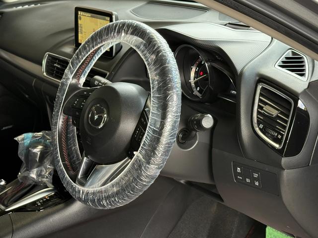 アクセラスポーツ ＸＤ　ディーゼルターボ／サンルーフ／ナビ／ＢＬＵＥＴＯＯＴＨ／バックカメラ／ＥＴＣ／ＢＯＳＥスピーカー／ドライブレコーダー／運転席パワーシート／前席左右シートヒーター／禁煙車／全国対応／コーティング施工（36枚目）