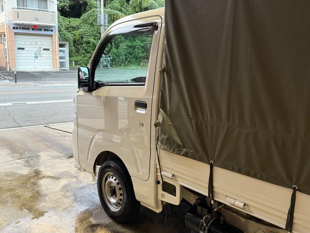 ハイゼットトラック 　コンパクトテールリフト／昇降ゲート耐荷重２００ｋｇ／リモコン／幌車／禁煙車／パワステ／エアコン／バッテリー新品／ファンベルトクーラーベルト新品／コーティング施工済／全国対応（9枚目）