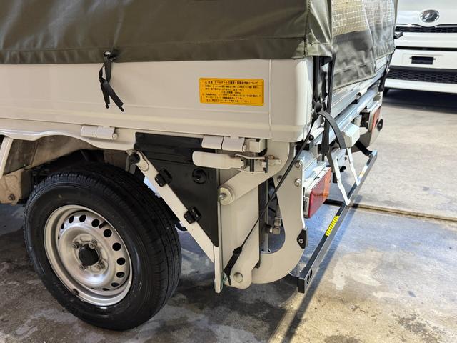 ハイゼットトラック 　コンパクトテールリフト／昇降ゲート耐荷重２００ｋｇ／リモコン／幌車／禁煙車／パワステ／エアコン／バッテリー新品／ファンベルトクーラーベルト新品／コーティング施工済／全国対応（10枚目）