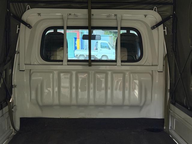 ハイゼットトラック 　コンパクトテールリフト／昇降ゲート耐荷重２００ｋｇ／リモコン／幌車／禁煙車／パワステ／エアコン／バッテリー新品／ファンベルトクーラーベルト新品／コーティング施工済／全国対応（28枚目）