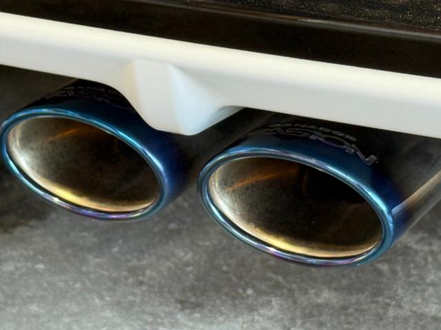アクア G G’s GANADORセンター出しマフラーPASION/純正SDナビ/フルセグTV/BLUETOOTH/バックカメラ/ETC/禁煙車/全国対応/コーティング施工(17枚目)