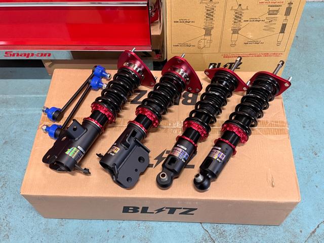 ８６ ＧＴ　新品ＯＲＣメタルクラッチ／ＢＬＩＴＺ新品ＺＺＲ車高調／ＢＲＩＤＥジーグ３タイプＲ／モデリスタエアロ／Ｃ－ＷＥＳＴエアロ／ＧＲ８６純正ホイール／社外エキマニ／ＳＡＣＬＡＭマフラー／トラストオイルクーラー（3枚目）