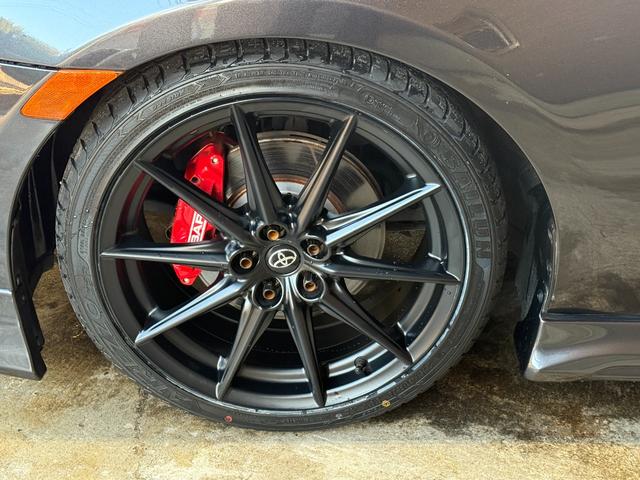 ８６ ＧＴ　新品ＯＲＣメタルクラッチ／ＢＬＩＴＺ新品ＺＺＲ車高調／ＢＲＩＤＥジーグ３タイプＲ／モデリスタエアロ／Ｃ－ＷＥＳＴエアロ／ＧＲ８６純正ホイール／社外エキマニ／ＳＡＣＬＡＭマフラー／トラストオイルクーラー（9枚目）