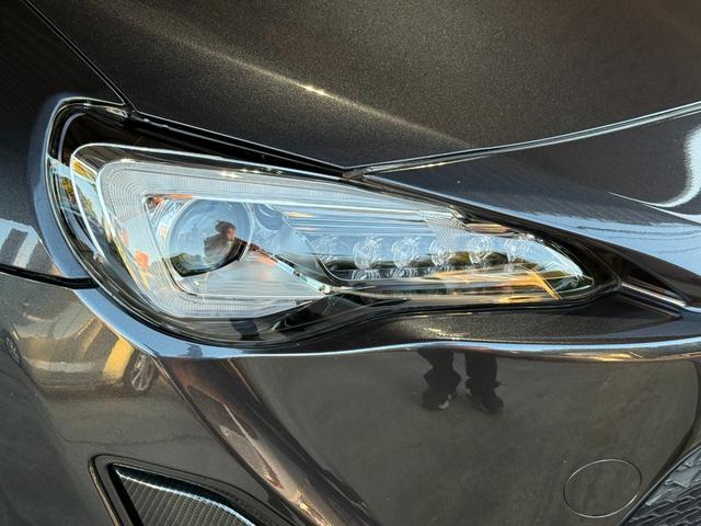 ８６ ＧＴ　新品ＯＲＣメタルクラッチ／ＢＬＩＴＺ新品ＺＺＲ車高調／ＢＲＩＤＥジーグ３タイプＲ／モデリスタエアロ／Ｃ－ＷＥＳＴエアロ／ＧＲ８６純正ホイール／社外エキマニ／ＳＡＣＬＡＭマフラー／トラストオイルクーラー（40枚目）