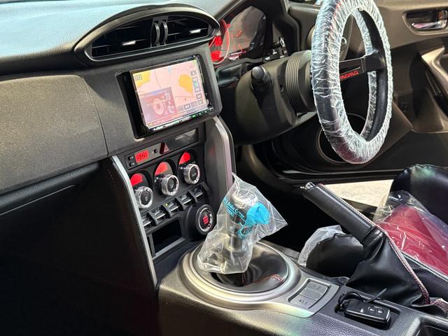 ８６ ＧＴ　新品ＯＲＣメタルクラッチ／ＢＬＩＴＺ新品ＺＺＲ車高調／ＢＲＩＤＥジーグ３タイプＲ／モデリスタエアロ／Ｃ－ＷＥＳＴエアロ／ＧＲ８６純正ホイール／社外エキマニ／ＳＡＣＬＡＭマフラー／トラストオイルクーラー（52枚目）