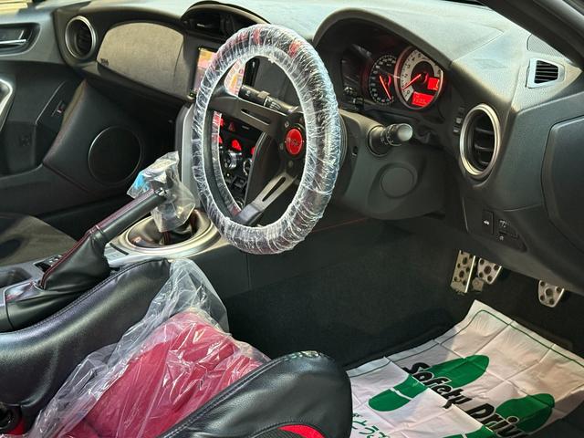 ８６ ＧＴ　新品ＯＲＣメタルクラッチ／ＢＬＩＴＺ新品ＺＺＲ車高調／ＢＲＩＤＥジーグ３タイプＲ／モデリスタエアロ／Ｃ－ＷＥＳＴエアロ／ＧＲ８６純正ホイール／社外エキマニ／ＳＡＣＬＡＭマフラー／トラストオイルクーラー（54枚目）