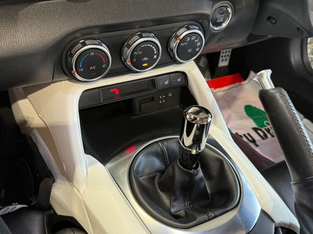 ロードスター Sスペシャルパッケージ ラッシュ車高調/15インチWORKエクイップ/ラビッシュマフラー/78WORKSクリアテール/グッドガン&WORKコラボフルバケカワイ製作シートレール/グッドガン羽&ステアリング/ナビ/TV/Bカメラ(63枚目)