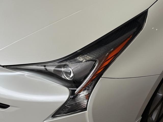 プリウス Sツーリングセレクション モデリスタフルエアロ/ALPINE9インチナビ/BLUETOOTH/バックカメラ/ETC/レザーシート/シートヒーター/社外プリウス専用ハンドル/禁煙車/全国対応/コーティング施工(6枚目)