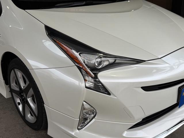 プリウス Sツーリングセレクション モデリスタフルエアロ/ALPINE9インチナビ/BLUETOOTH/バックカメラ/ETC/レザーシート/シートヒーター/社外プリウス専用ハンドル/禁煙車/全国対応/コーティング施工(19枚目)