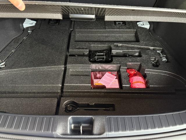 プリウス Sツーリングセレクション モデリスタフルエアロ/ALPINE9インチナビ/BLUETOOTH/バックカメラ/ETC/レザーシート/シートヒーター/社外プリウス専用ハンドル/禁煙車/全国対応/コーティング施工(23枚目)