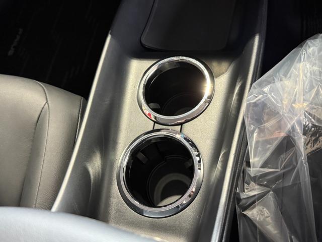 プリウス Sツーリングセレクション モデリスタフルエアロ/ALPINE9インチナビ/BLUETOOTH/バックカメラ/ETC/レザーシート/シートヒーター/社外プリウス専用ハンドル/禁煙車/全国対応/コーティング施工(48枚目)