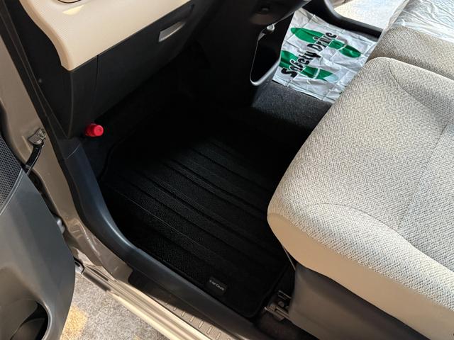 ムーヴキャンバス Ｘ　ＳＡＩＩＩ　フルセグＴＶ／ナビ／ＢＬＵＥＴＯＯＴＨ／バックカメラ／ツートンカラー／両側電動スライドドア／オートエアコン／オートハイビーム／衝突軽減ブレーキ／禁煙車／全国対応／コーティング施工／寒冷地仕様（32枚目）