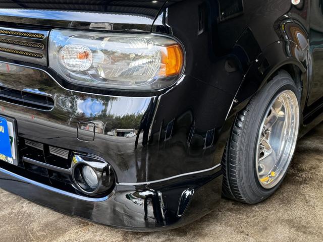 キューブ 15X USヘッドライト/フルエアロ/WORK深リム15インチGOOCARSHEMI/BLITZ車高調/MOONEYESステアリング・シフト・マット/ナビ/TV/Bカメラ/社外グリル・マフラー/禁煙車/幅公認(5枚目)