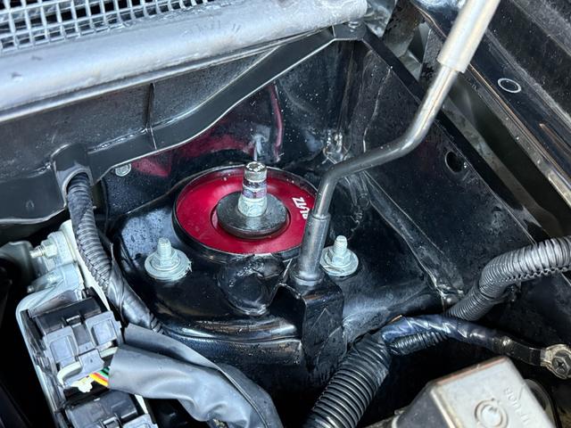 キューブ 15X USヘッドライト/フルエアロ/WORK深リム15インチGOOCARSHEMI/BLITZ車高調/MOONEYESステアリング・シフト・マット/ナビ/TV/Bカメラ/社外グリル・マフラー/禁煙車/幅公認(58枚目)