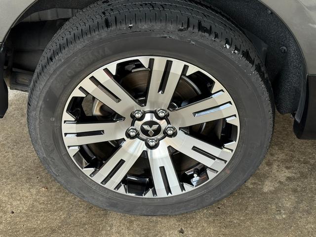 �J�[���[���ł��劽�}�I�e�탍�[���i�����O�~�ł��A�Œ��łW�S�񕥂��j�A����舵�������Ă���܂��B�R�������������ł��A�R���̗D�����J�[���[������^��舵�����I���O�R�������ł����C�y�ɁI