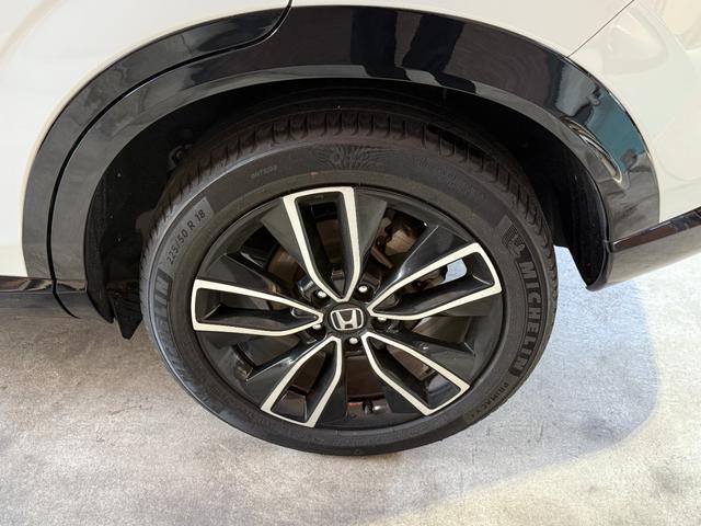 ヴェゼル ｅ：ＨＥＶ　ＰＬａＹ　ムーンルーフ／スマホ連携オーディオ／ＴＶ／ナビ／ＢＴ／バックカメラ／ＥＴＣ２０／スマホ置き充電／ステアリング・シートヒーター／電動バックドア／コムテックドライブレコーダー前後／禁煙車／コーティング施工（10枚目）