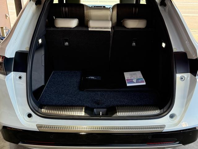 ヴェゼル ｅ：ＨＥＶ　ＰＬａＹ　ムーンルーフ／スマホ連携オーディオ／ＴＶ／ナビ／ＢＴ／バックカメラ／ＥＴＣ２０／スマホ置き充電／ステアリング・シートヒーター／電動バックドア／コムテックドライブレコーダー前後／禁煙車／コーティング施工（27枚目）