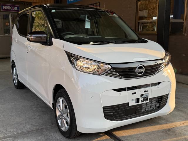 デイズ X 登録済未使用車/走行距離6km/保証継承有/パールホワイトブラウンツートンカラー/サポカー/アラウンドビューモニター装着/純正アルミホイール/新品バイザーマット取付/コーティング施工(2枚目)