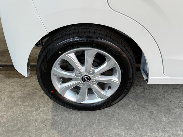 デイズ X 登録済未使用車/走行距離6km/保証継承有/パールホワイトブラウンツートンカラー/サポカー/アラウンドビューモニター装着/純正アルミホイール/新品バイザーマット取付/コーティング施工(14枚目)