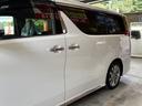 ２．５Ｓ　タイプゴールドＩＩＩ　ツインムーンルーフ／純正ナビ／ＣＯ／ＤＶＤ／ＴＶ／ＢＬＵＥＴＯＯＴＨ／バックカメラ／デジタルインナーミラー／ＥＴＣ／ドライブレコーダー／電動バックドア／両側電動スライドドア／全国対応／コーティング施工（9枚目）