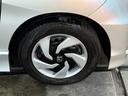 ハイブリッド　プレミアムエディション　両側電動スライドドア／純正ナビ／ＣＤ／ＤＶＤ／ＢＬＵＥＴＯＯＴＨ／バックカメラ／後席フリップダウンモニター／ＥＴＣ／コーティング施工／禁煙車（17枚目）
