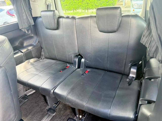 ヴォクシー ハイブリッドＶ　ＥＴＣ　バックカメラ　ＴＶ　オートクルーズコントロール　両側電動スライドドア　ＬＥＤヘッドランプ　スマートキー　アイドリングストップ　電動格納ミラー　後席モニター　３列シート　ＣＶＴ　アルミホイール（21枚目）