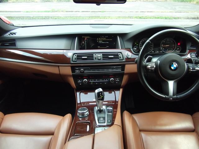 ５シリーズ ５２３ｄマエストロ　９９台限定・ワンオーナー・レザーシート・ＬＥＤヘッドライト・ｈａｒｍａｎ／ｋａｒｄｏｎサラウンド・マルチディスプレイメーター・オートトランク・ソフトクローズドア・ＡＣＣ（4枚目）