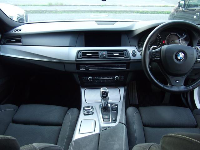 5シリーズ 523i Mスポーツパッケージ 禁煙・ナビ・TV・スマートキー・ブルートゥース・クルーズコントロール(2枚目)