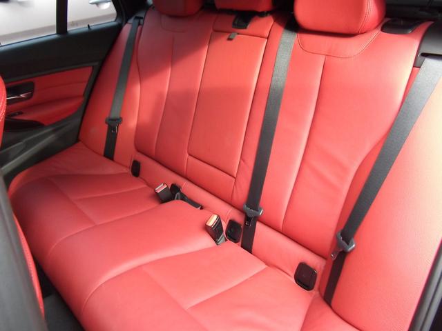 ３シリーズ ３２０ｄツーリング　Ｍスポーツ　ｈａｒｍａｎ／ｋａｒｄｏｎ・サラウンド・ＡＣＣ・ドライビングアシスト・Ｍスポーツブレーキ・ダコタレザーシート・ヘッドアップディスプレイ・１９インチアルミ・レーンチェンジウォーニング（7枚目）