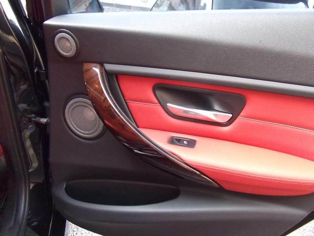 ３シリーズ ３２０ｄツーリング　Ｍスポーツ　ｈａｒｍａｎ／ｋａｒｄｏｎ・サラウンド・ＡＣＣ・ドライビングアシスト・Ｍスポーツブレーキ・ダコタレザーシート・ヘッドアップディスプレイ・１９インチアルミ・レーンチェンジウォーニング（24枚目）