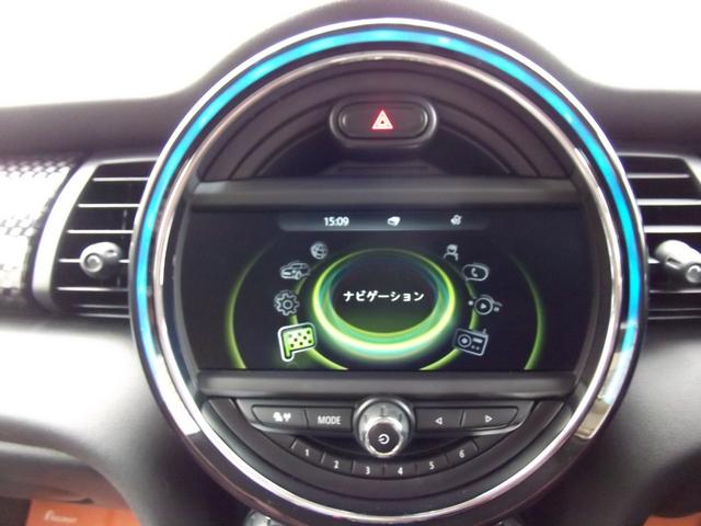 ＭＩＮＩ クーパーＳ　ワンオーナー・記録簿・ナビ・ブルートゥース・ＬＥＤ・ＥＴＣ・禁煙車（16枚目）