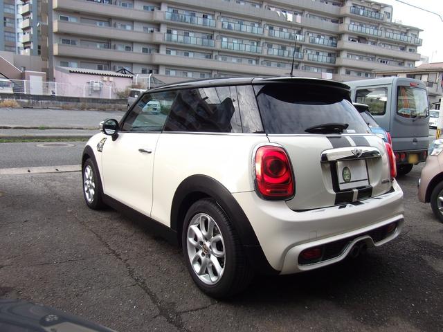 ＭＩＮＩ クーパーＳ　ワンオーナー・記録簿・ナビ・ブルートゥース・ＬＥＤ・ＥＴＣ・禁煙車（25枚目）