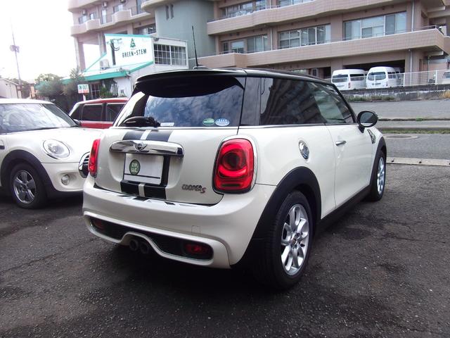 ＭＩＮＩ クーパーＳ　ワンオーナー・記録簿・ナビ・ブルートゥース・ＬＥＤ・ＥＴＣ・禁煙車（26枚目）