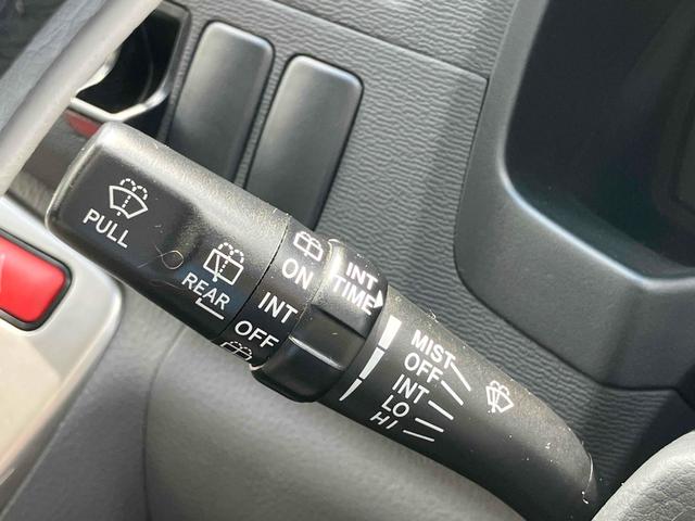 アイシス プラタナ　ＥＴＣ　バックカメラ　ナビ　ＴＶ　両側スライド・片側電動　オートライト　ＨＩＤ　スマートキー　電動格納ミラー　３列シート　フルフラット　ＣＶＴ　アルミホイール　ＣＤ　ＤＶＤ再生（36枚目）