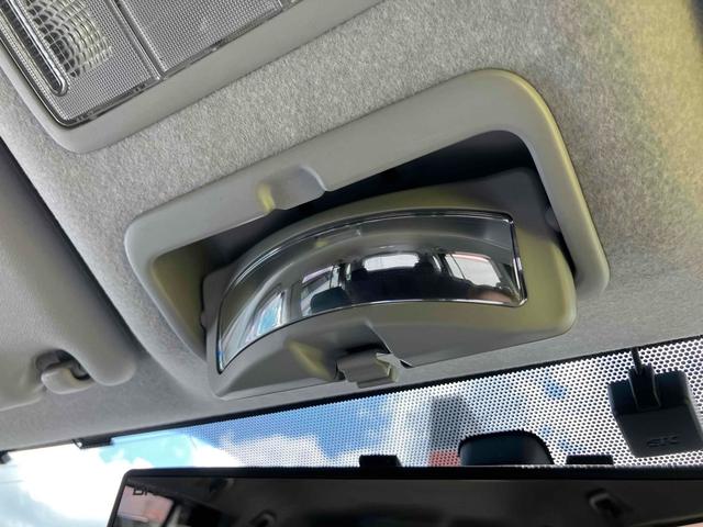アイシス プラタナ　ＥＴＣ　バックカメラ　ナビ　ＴＶ　両側スライド・片側電動　オートライト　ＨＩＤ　スマートキー　電動格納ミラー　３列シート　フルフラット　ＣＶＴ　アルミホイール　ＣＤ　ＤＶＤ再生（42枚目）