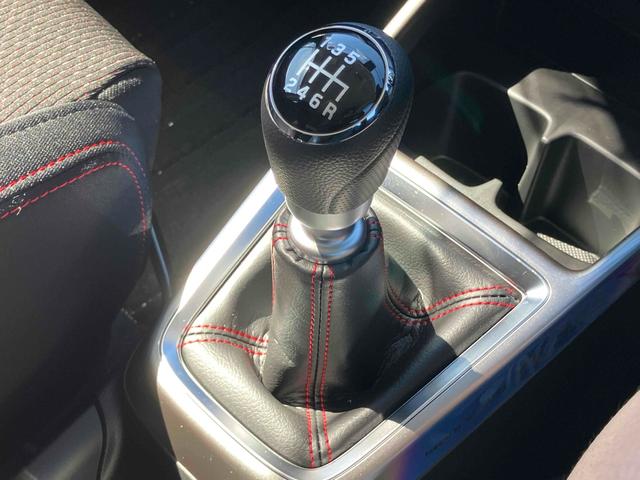 スイフトスポーツ ＺＣ３３Ｓ　ファイナルエディション　全周囲カメラ　クリアランスソナー　オートクルーズコントロール　レーンアシスト　衝突被害軽減システム　アルミホイール　オートライト　ＬＥＤヘッドランプ　スマートキー　電動格納ミラー　シートヒーター　ＭＴ（6枚目）