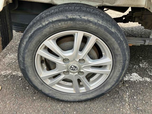キャリイトラック 　４ＷＤ　ダンプ　ＭＴ　ナビ　ＴＶ　アルミホイール　エアコン　運転席エアバッグ　ＣＤ　ＤＶＤ再生　ＵＳＢ（23枚目）